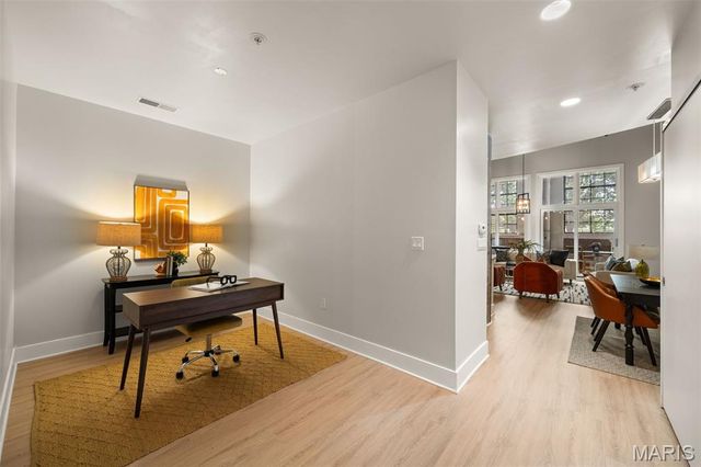 4100 Forest Park Avenue 121, St Louis, MO 63108