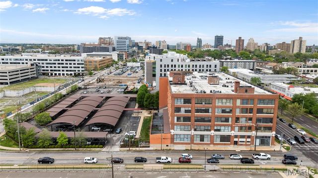 4100 Forest Park Avenue 121, St Louis, MO 63108