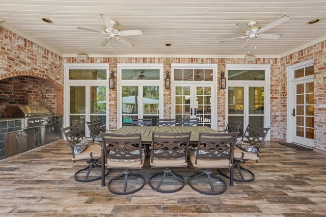 223 Heritage Oaks Lane, Houston, TX 77024