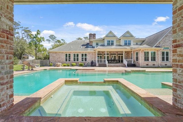 223 Heritage Oaks Lane, Houston, TX 77024