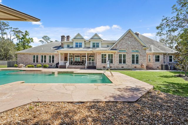 223 Heritage Oaks Lane, Houston, TX 77024