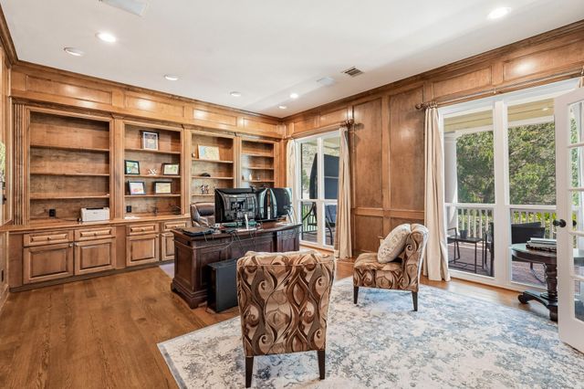 223 Heritage Oaks Lane, Houston, TX 77024