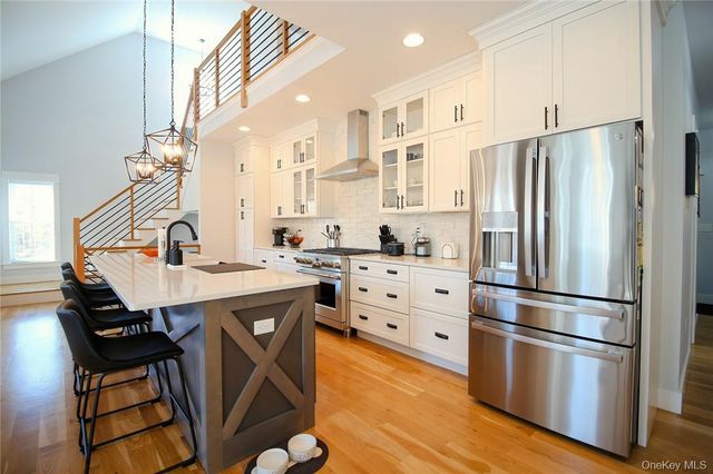 41 Fern Wood Way, Montgomery, NY 12549