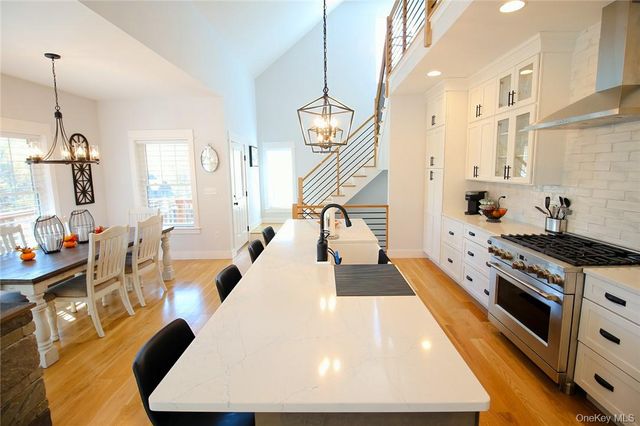 41 Fern Wood Way, Montgomery, NY 12549