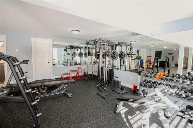 41 Fern Wood Way, Montgomery, NY 12549