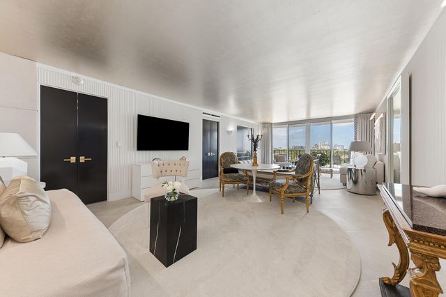 3800 Washington Road 909, West Palm Beach, FL 33405