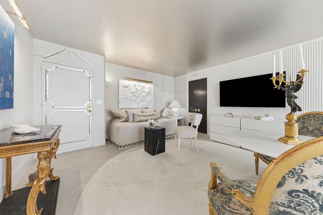 3800 Washington Road 909, West Palm Beach, FL 33405