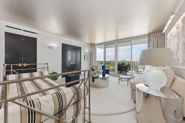 3800 Washington Road 909, West Palm Beach, FL 33405