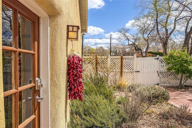 630 Galisteo Street, Santa Fe, NM 87505
