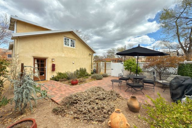 630 Galisteo Street, Santa Fe, NM 87505