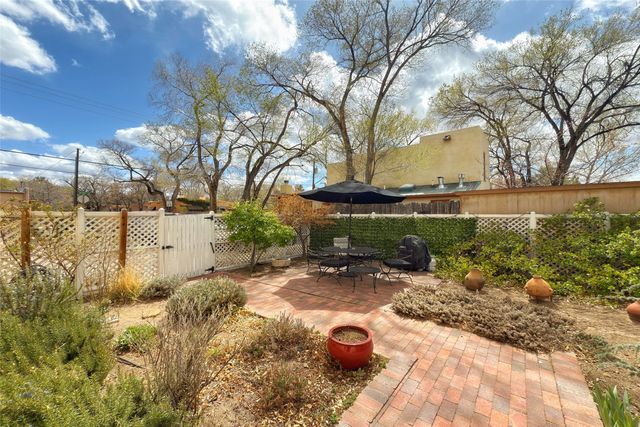 630 Galisteo Street, Santa Fe, NM 87505
