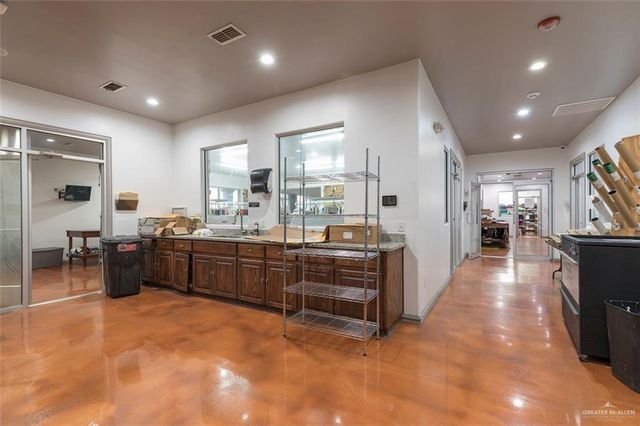 847 S Alamo Road, Alamo, TX 78516