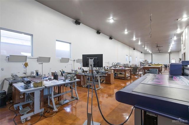 847 S Alamo Road, Alamo, TX 78516