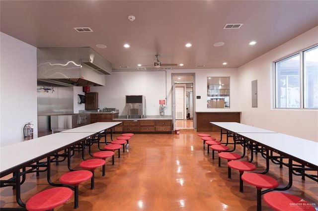 847 S Alamo Road, Alamo, TX 78516