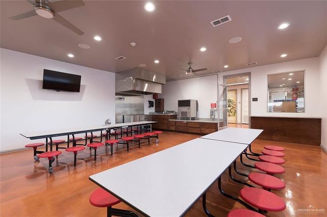 847 S Alamo Road, Alamo, TX 78516