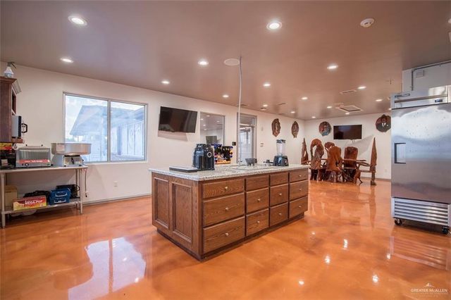 847 S Alamo Road, Alamo, TX 78516