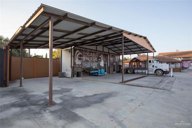 847 S Alamo Road, Alamo, TX 78516