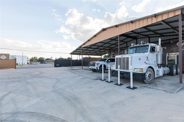 847 S Alamo Road, Alamo, TX 78516