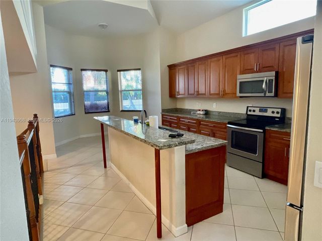 1540 SW 171st Ter, Pembroke Pines, FL 33027