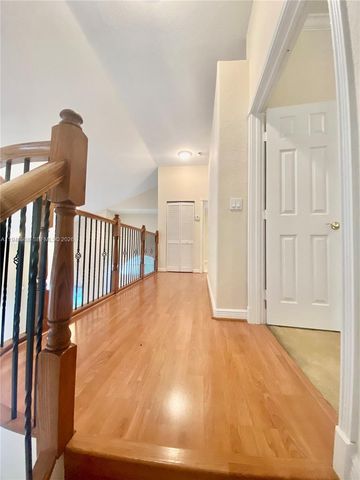 1540 SW 171st Ter, Pembroke Pines, FL 33027