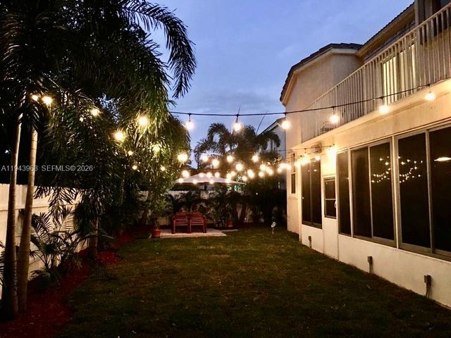 1540 SW 171st Ter, Pembroke Pines, FL 33027