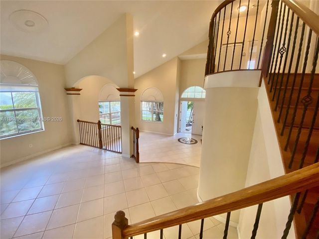 1540 SW 171st Ter, Pembroke Pines, FL 33027