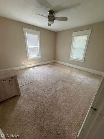 3534 Fairmount Boulevard NE, Canton, OH 44705