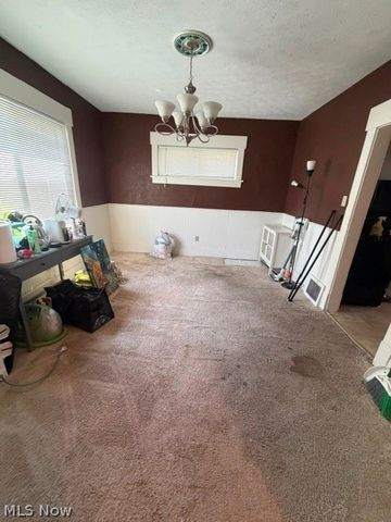 3534 Fairmount Boulevard NE, Canton, OH 44705