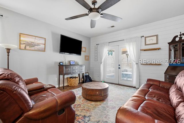 4915 Breeze Way, Beaufort, SC 29907