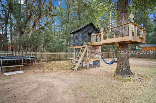 4915 Breeze Way, Beaufort, SC 29907