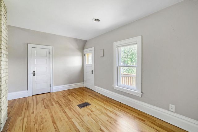 3653 25th Avenue S, Minneapolis, MN 55406