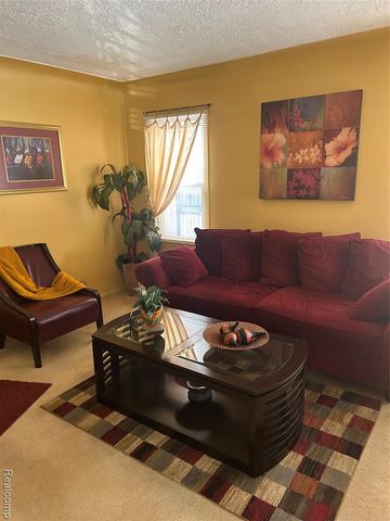 18281 Manor Street, Detroit, MI 48221