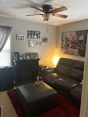 18281 Manor Street, Detroit, MI 48221