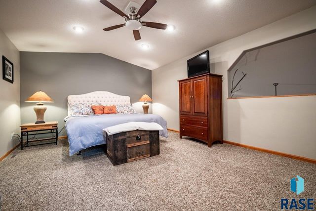 2817 Dailey Dr Drive, Mitchell, SD 57301