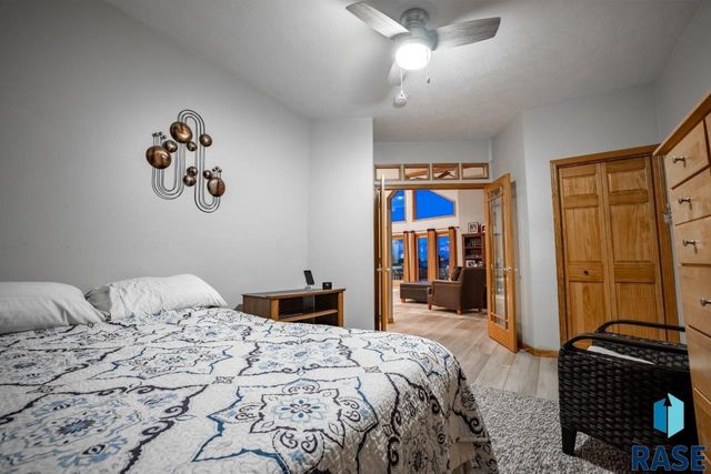 2817 Dailey Dr Drive, Mitchell, SD 57301