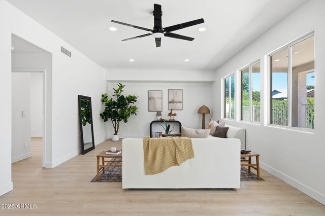 2533 E STOTTLER Drive, Gilbert, AZ 85296
