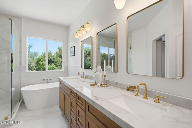 2533 E STOTTLER Drive, Gilbert, AZ 85296