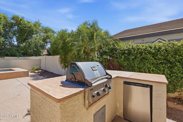 2533 E STOTTLER Drive, Gilbert, AZ 85296