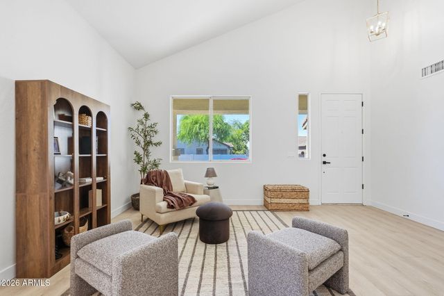 2533 E STOTTLER Drive, Gilbert, AZ 85296