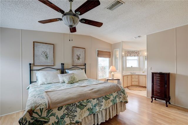 5439 Bannock Street, Micco, FL 32976