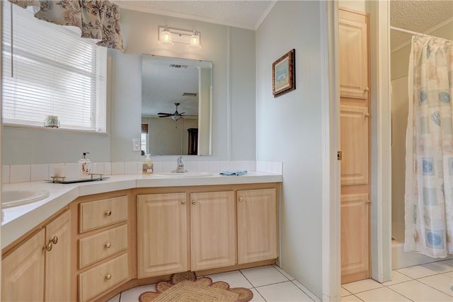 5439 Bannock Street, Micco, FL 32976