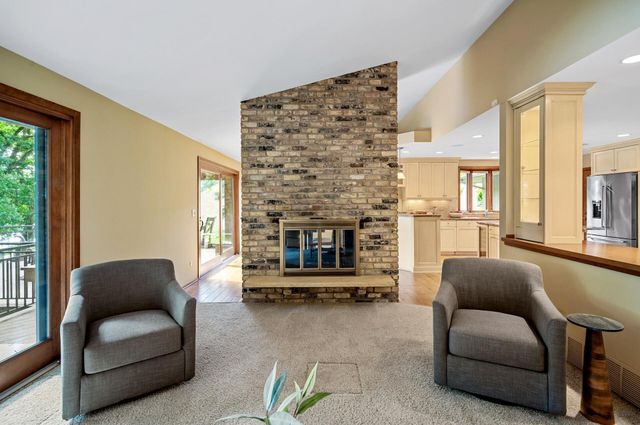 451 Reflection Road, Apple Valley, MN 55124