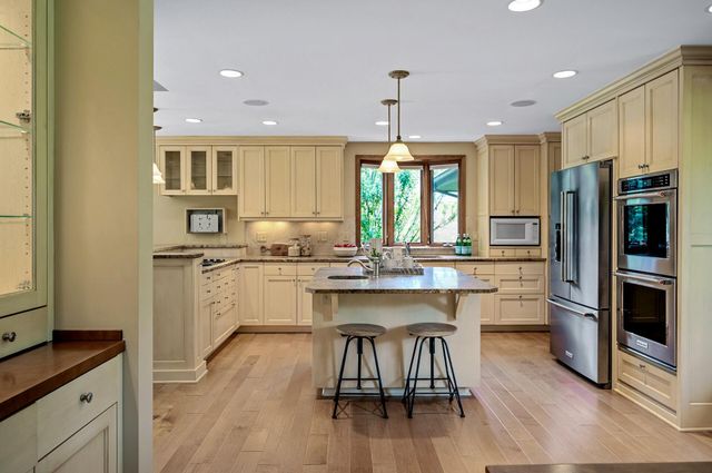 451 Reflection Road, Apple Valley, MN 55124