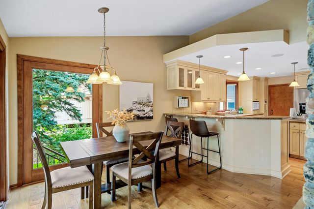 451 Reflection Road, Apple Valley, MN 55124