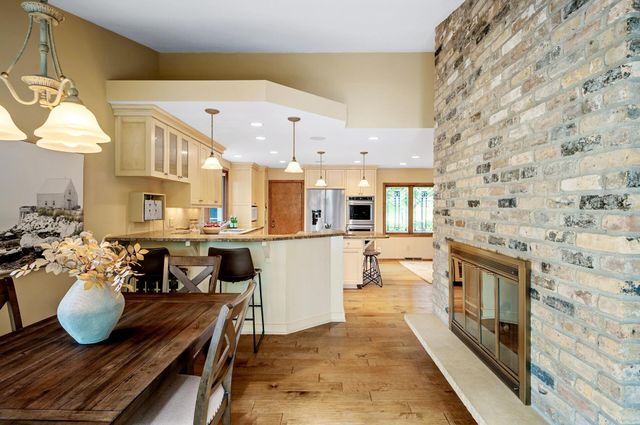 451 Reflection Road, Apple Valley, MN 55124
