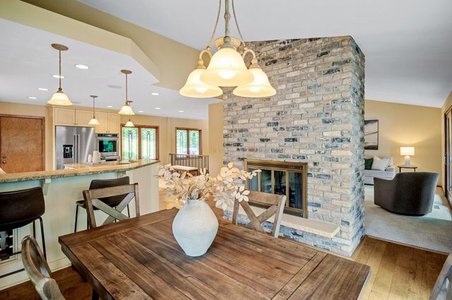 451 Reflection Road, Apple Valley, MN 55124