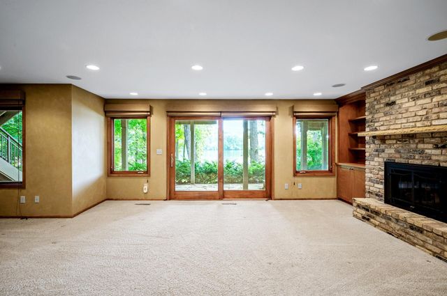 451 Reflection Road, Apple Valley, MN 55124