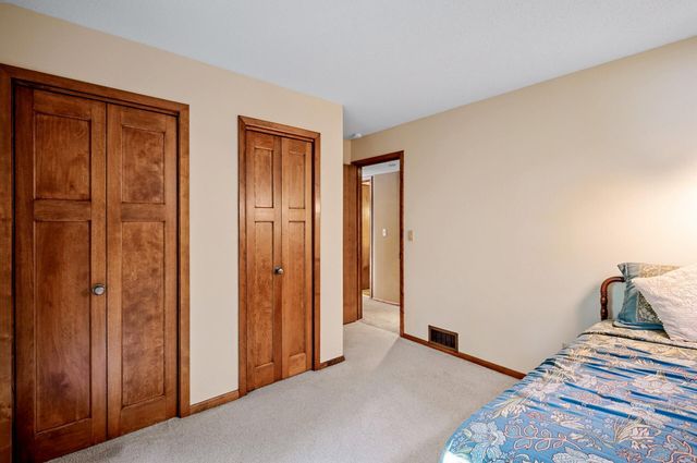451 Reflection Road, Apple Valley, MN 55124