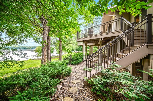 451 Reflection Road, Apple Valley, MN 55124