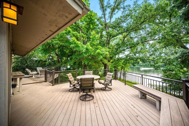 451 Reflection Road, Apple Valley, MN 55124
